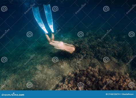 Allisons Underwater Nude Freediving